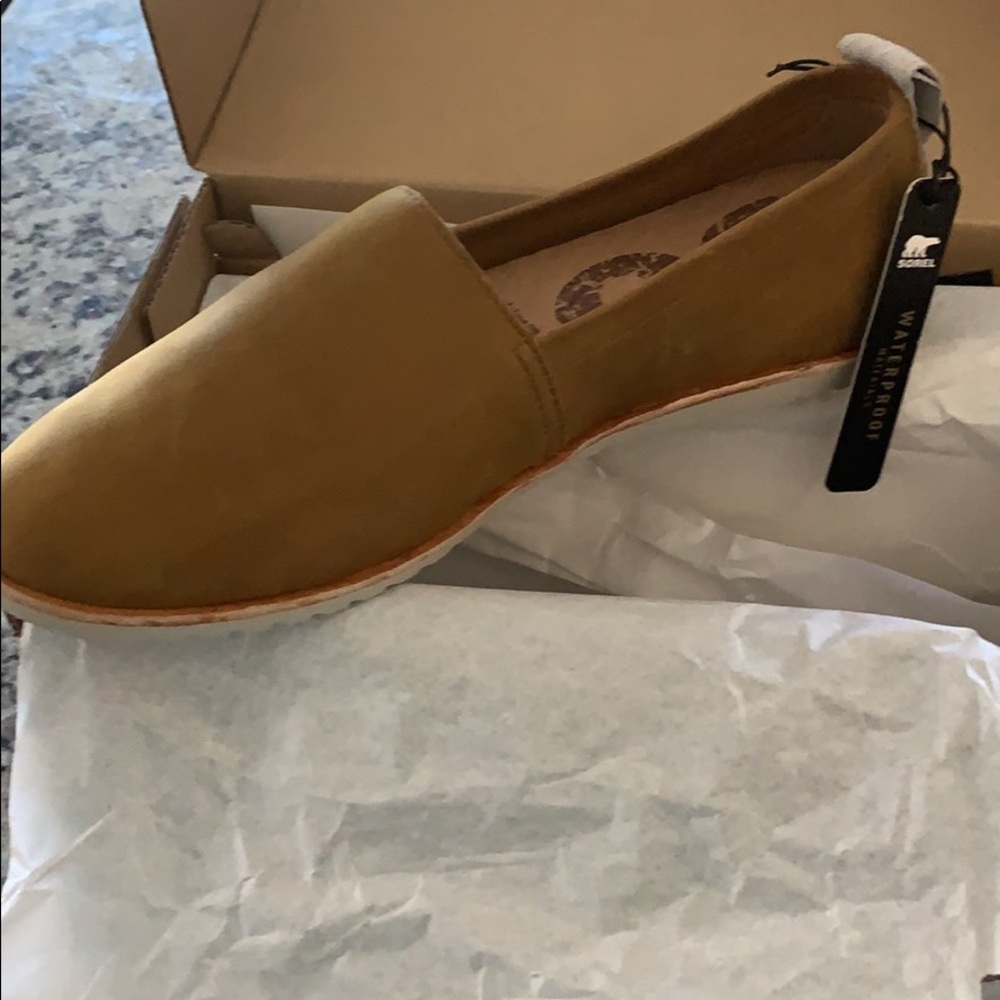 Sorel Ella slip on